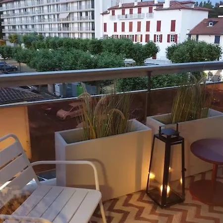 Centre Ville, T3 Moderne Et Chic, Plage A 5 Min Apartment Saint-Jean-de-Luz